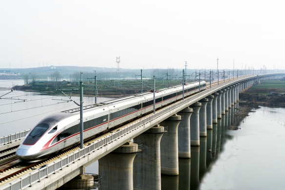 _铁路年发送旅客人次_铁路旅客发送量名词解释