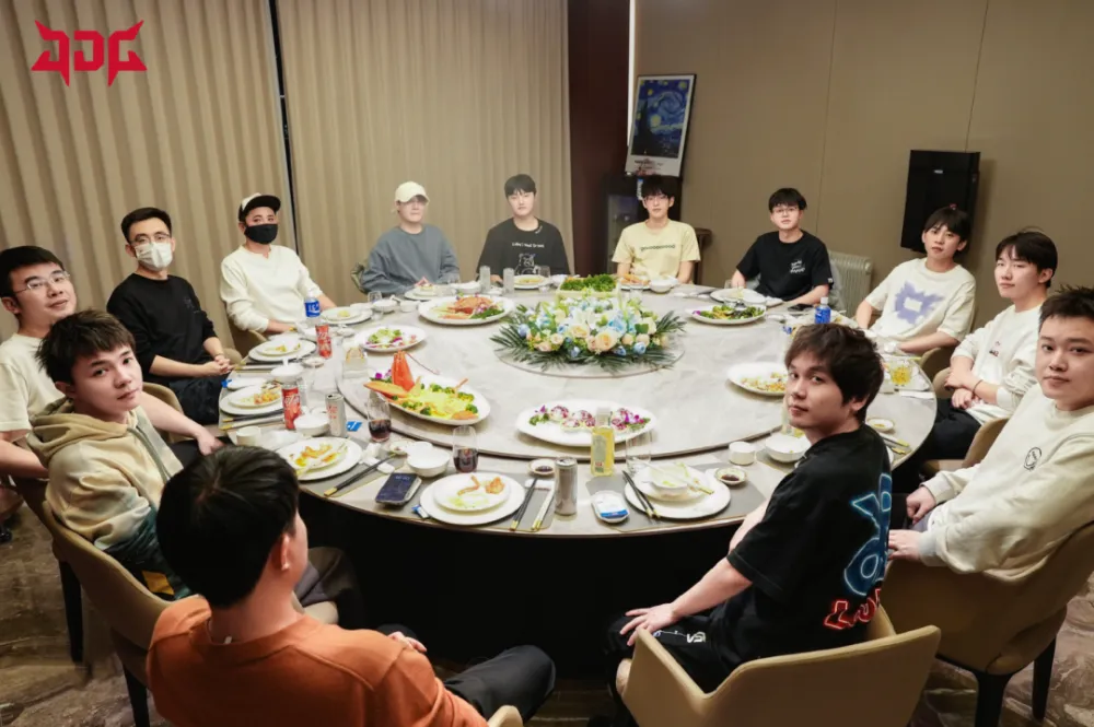 【每日一撸】JDG晒美食疑似回应Ruler；Crisp也和WBG恩断义绝_【每日一撸】JDG晒美食疑似回应Ruler；Crisp也和WBG恩断义绝_