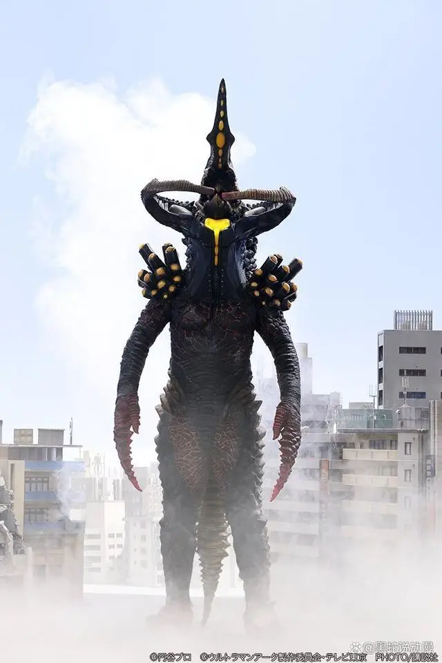 三角奥特曼动画片_三角龙奥特曼_