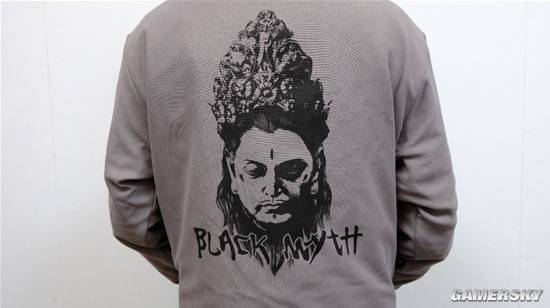 黑神话礼盒开箱 主题袜子与徽章创意拉满_黑神话礼盒开箱 主题袜子与徽章创意拉满_