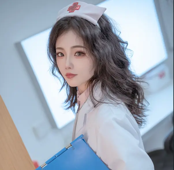 桃良阿宅 cos 蓝色比基尼 + 美人鱼鱼 + 塞尔达 + 女仆的小憩 + 小院写真__桃良阿宅 cos 蓝色比基尼 + 美人鱼鱼 + 塞尔达 + 女仆的小憩 + 小院写真