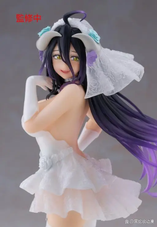 婚纱制服__婚纱服饰