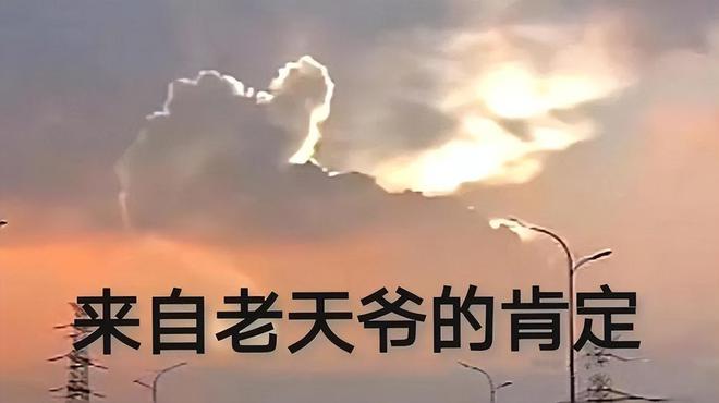 _10岁登上全球排行榜！天才电竞少年辍学追梦：上学影响瞄准速度_10岁登上全球排行榜！天才电竞少年辍学追梦：上学影响瞄准速度