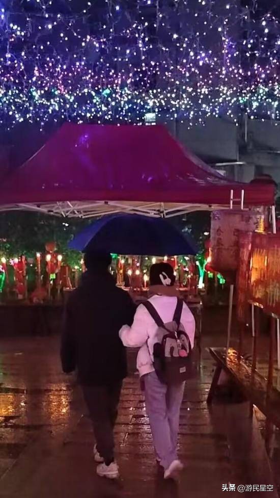 牧场兔子_香港萌兔兔英文歌_