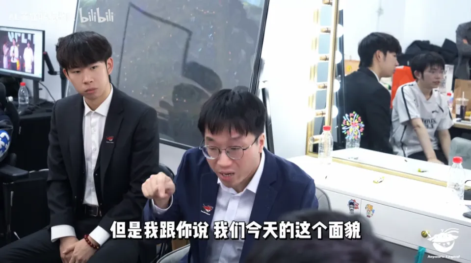 _Tabe教练也被喷了！粉丝说他PUA选手，给Tarzan上压力_Tabe教练也被喷了！粉丝说他PUA选手，给Tarzan上压力