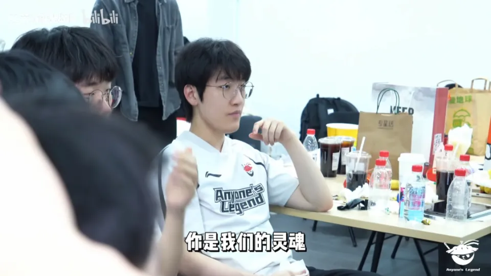 _Tabe教练也被喷了！粉丝说他PUA选手，给Tarzan上压力_Tabe教练也被喷了！粉丝说他PUA选手，给Tarzan上压力