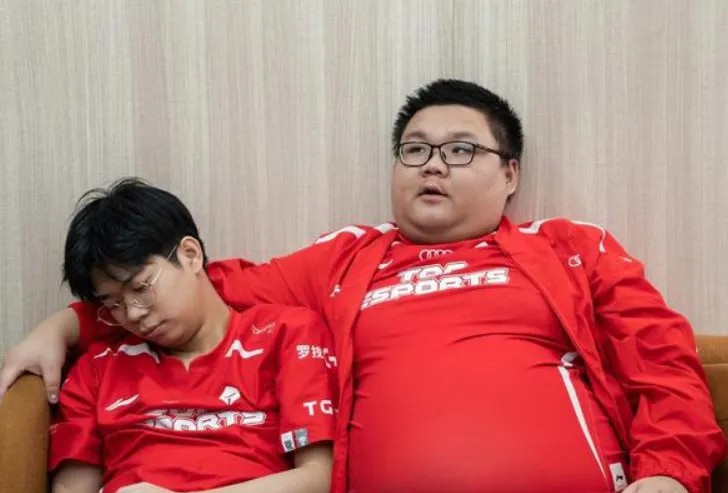 _凡事感激感激伤害你的人_特朗普让中国再次伟大