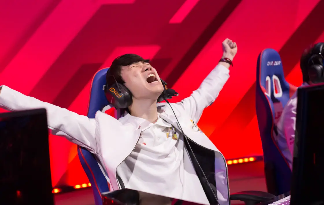 资讯:Doinb狂告三十多个造谣黑子!全是大学生一分钱不赔_资讯:Doinb狂告三十多个造谣黑子!全是大学生一分钱不赔_