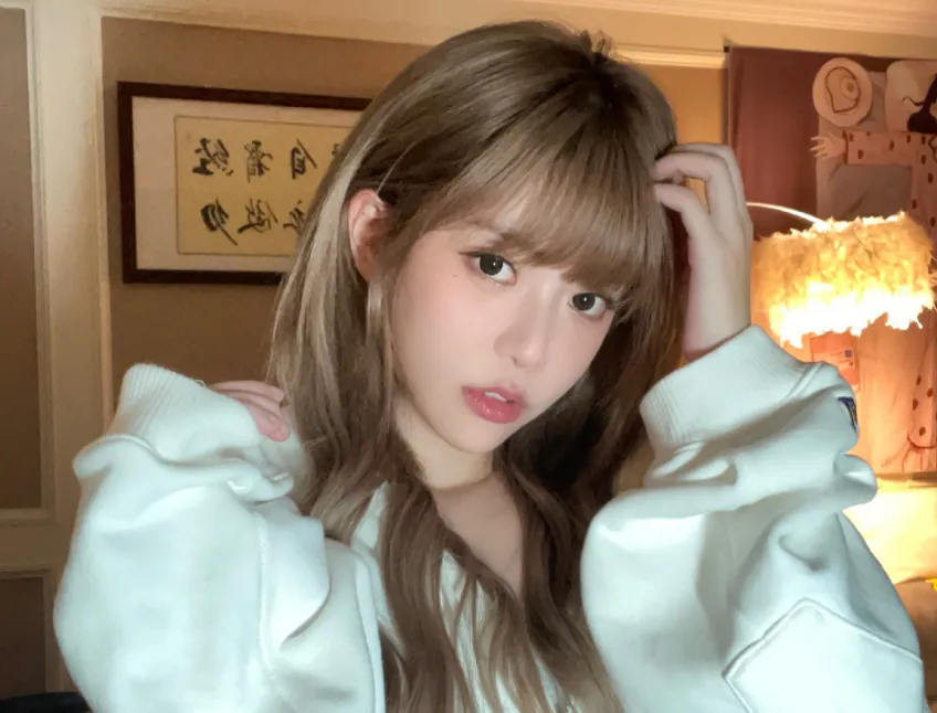 周淑怡身份证照片曝光真相大揭秘，网友质疑背后隐藏了什么？