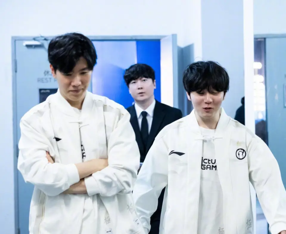 “想和Theshy碰一下！”Bin赛后喊话：登峰组最想和IG交手_“想和Theshy碰一下！”Bin赛后喊话：登峰组最想和IG交手_