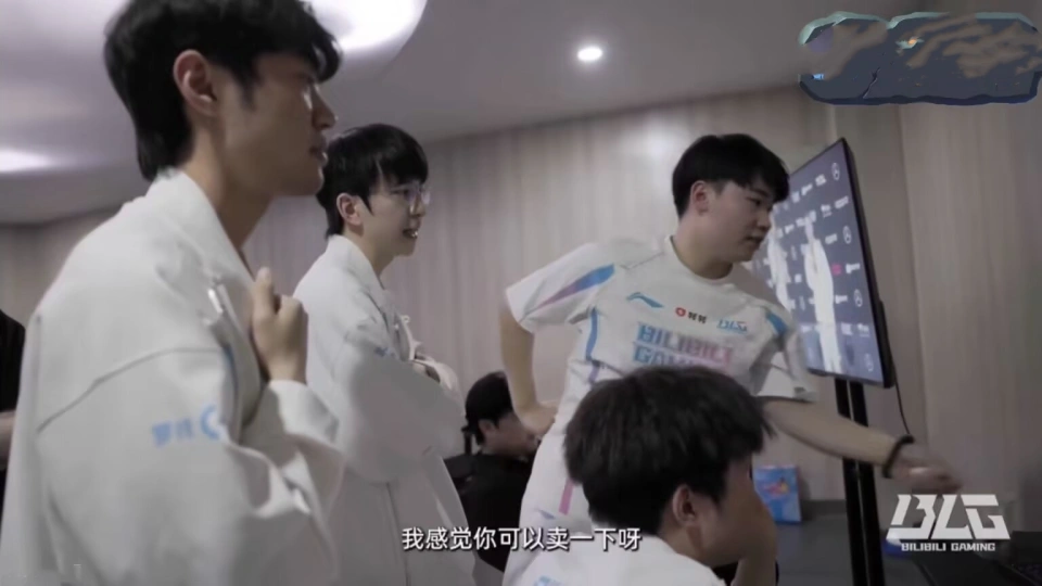 上海年薪20万压力大吗_edg战队厂长年薪多少_