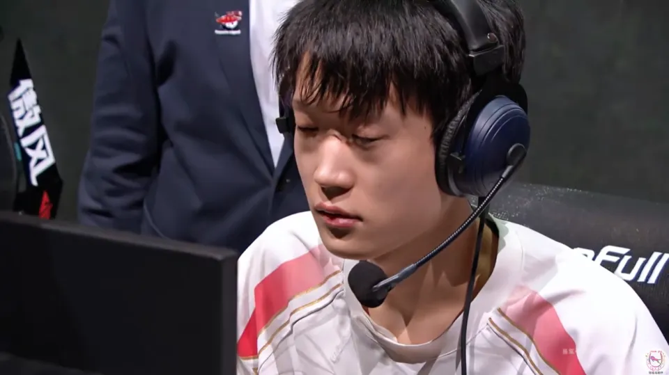 TES全胜晋级登峰组！4支小组第一这是你心中的最强吗？_TES全胜晋级登峰组！4支小组第一这是你心中的最强吗？_