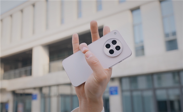 OPPO即将发布Find X8s小屏旗舰！没超声波指纹还值得期待吗?
