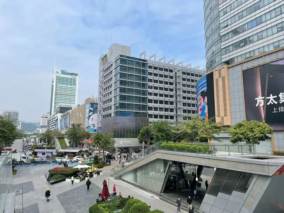 探寻万商电脑城：华强北最专业的游戏卖场，如今是何模样？_探寻万商电脑城：华强北最专业的游戏卖场，如今是何模样？_