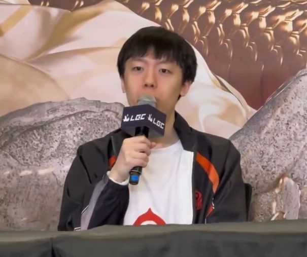 _无暂停打到12点，LPL观众呼吁取消Solo选边；三面具出装爆火_无暂停打到12点，LPL观众呼吁取消Solo选边；三面具出装爆火