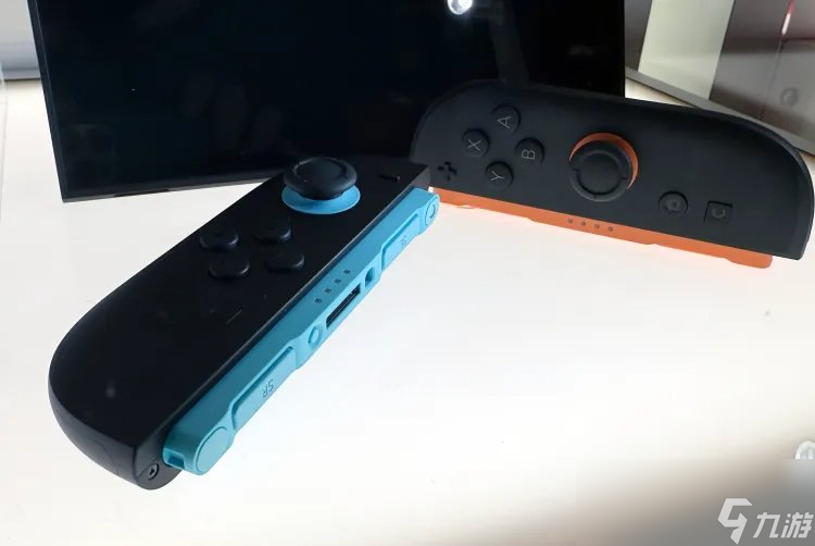 任天堂Switch摇杆漂移多年未彻底解决!Switch2的Joy - Con2依然不采用霍尔效应摇杆技术?震惊!