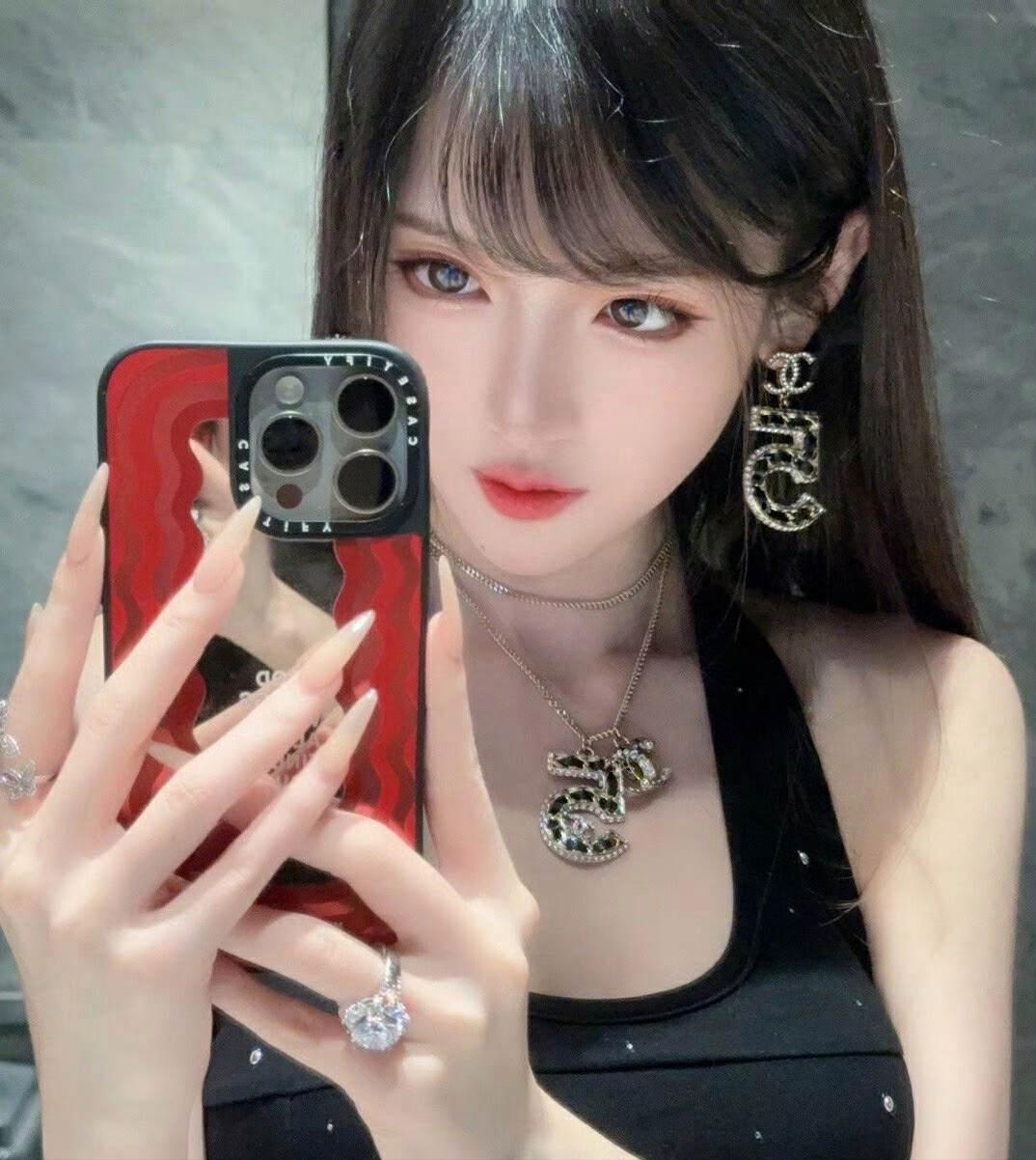 战术后仰腐团儿__腐团儿“战术后仰”把超管都整懵了，过完瘾才想起履行职责