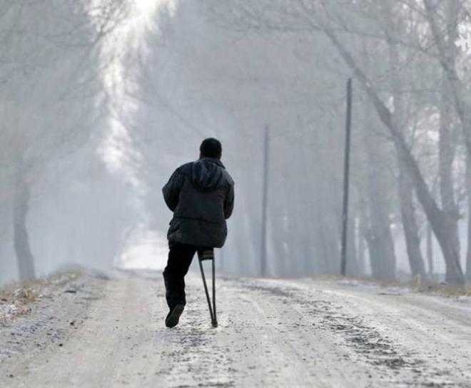 _小伙伴再见_小伙伴再见了搞笑图片