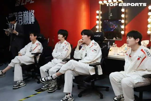 昔日的队友_昔日队友今日对手_