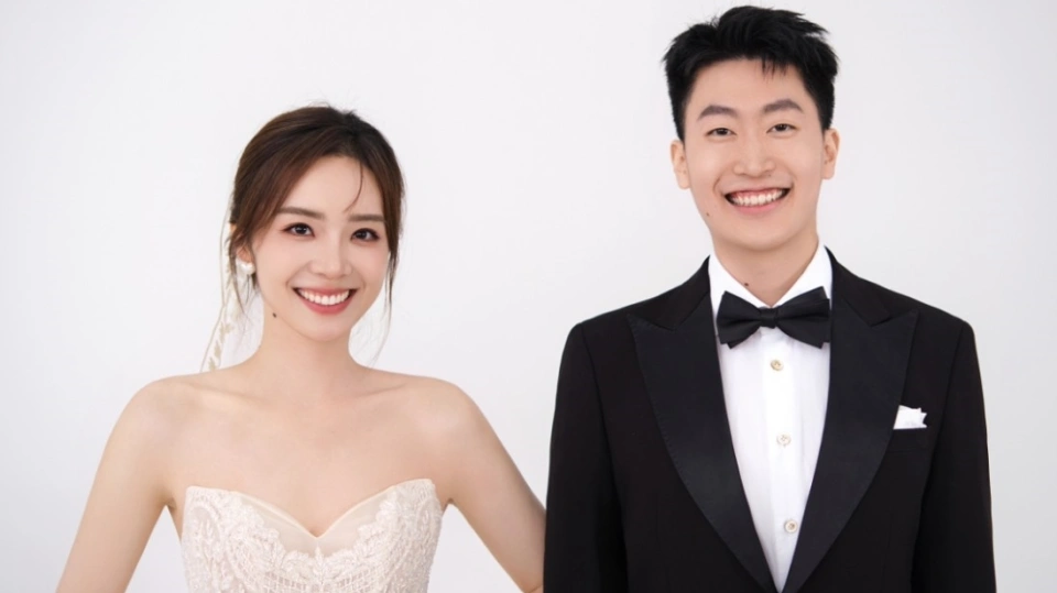 LPL职业选手为何都怕老婆？Letme直播中再次暴露家庭地位