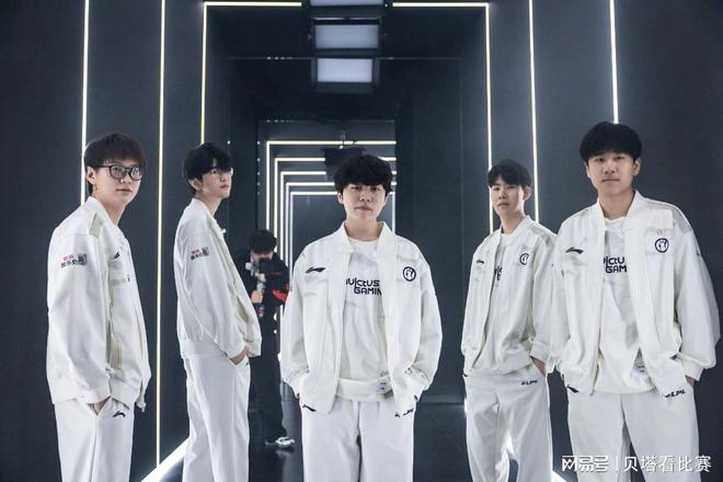 LPL爆冷！赛前被看好的TES为何被IG击败？官博炸了
