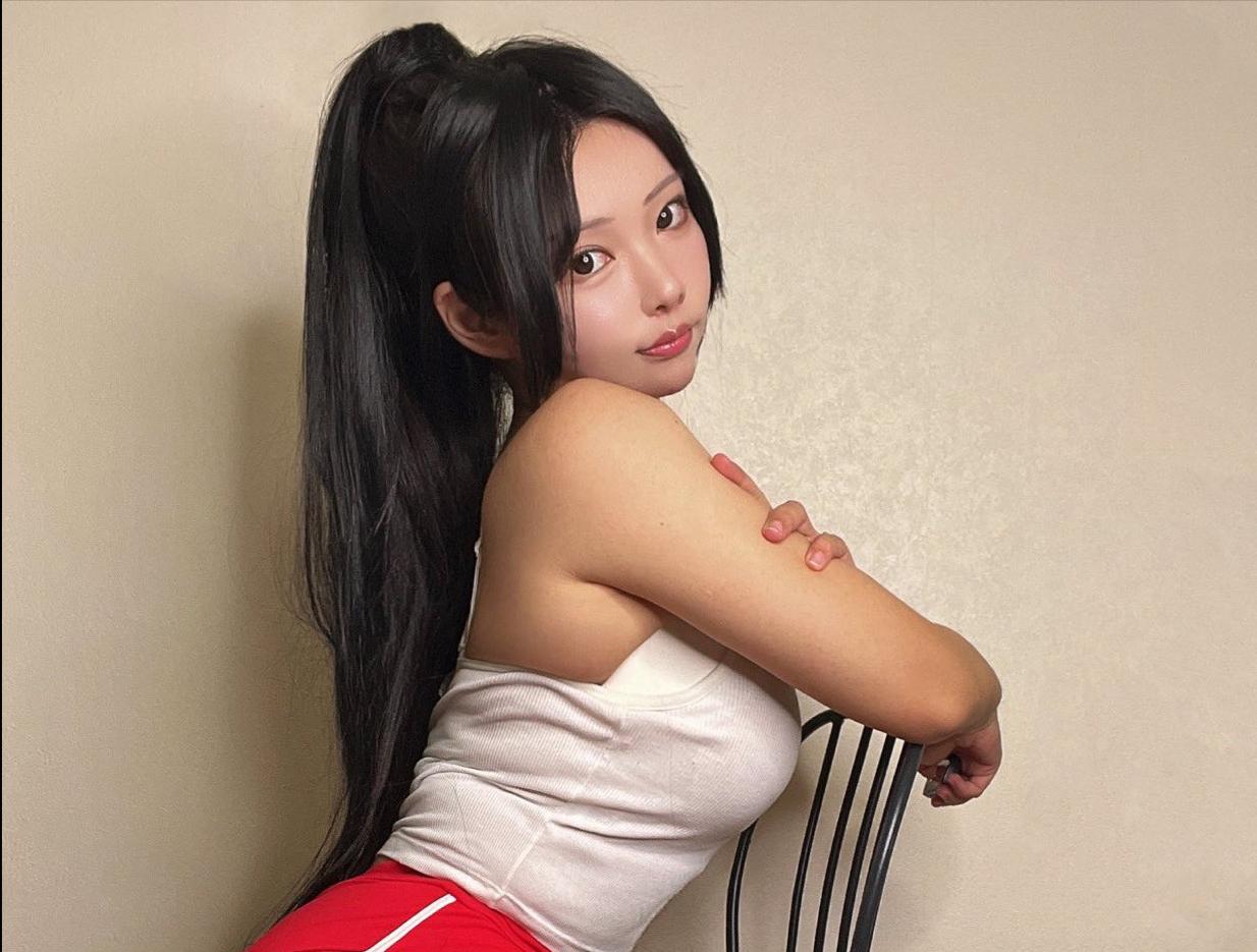 被誉为“春丽本尊”的日本小姐姐COS不知火舞，这谁顶得住__被誉为“春丽本尊”的日本小姐姐COS不知火舞，这谁顶得住