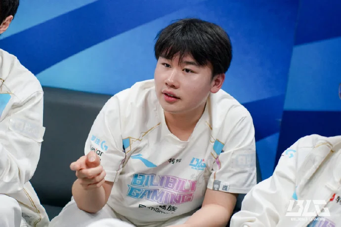 明日香换文胸全程_昆明暴恐案全程监控视频曝光_