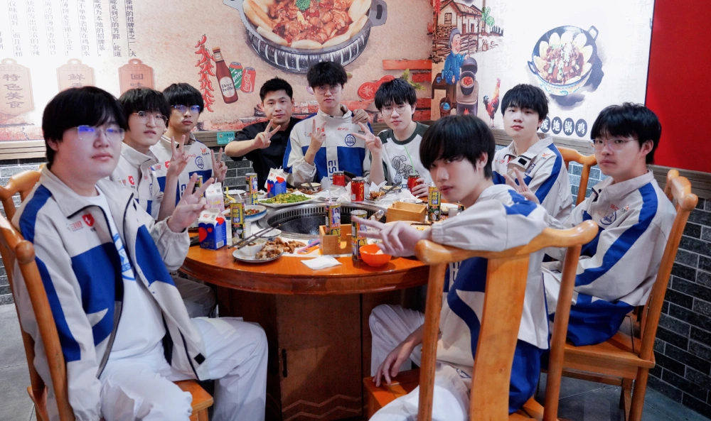 ​久酷五杀老东家，行天包满且包赢，eStar拒绝让二追三__​久酷五杀老东家，行天包满且包赢，eStar拒绝让二追三