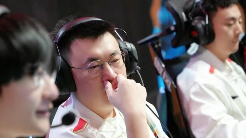 LPL还有顶级强队吗？全华班BLG惨遭零封，Bin对位落后8K经济__LPL还有顶级强队吗？全华班BLG惨遭零封，Bin对位落后8K经济