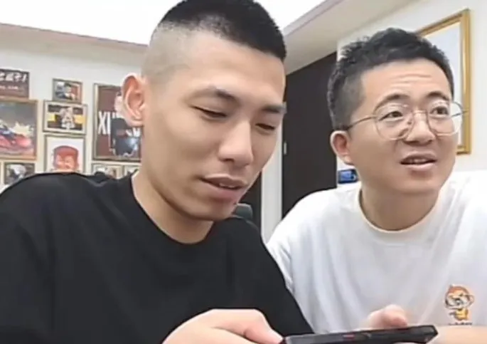 旭旭宝宝老婆茜茜是干什么的_旭旭宝宝茜茜是谁_
