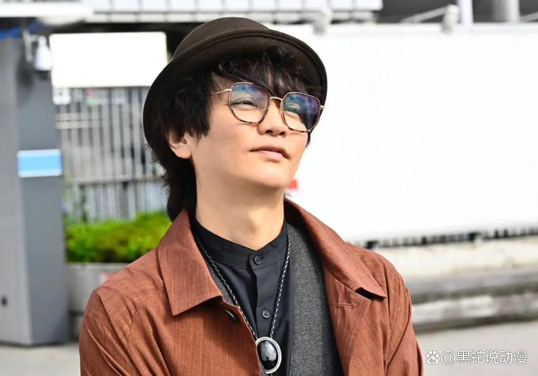 _假面骑士加布：赤目苦涩加布皮套公开 酸贺疑似打赢了复活赛_假面骑士加布：赤目苦涩加布皮套公开 酸贺疑似打赢了复活赛