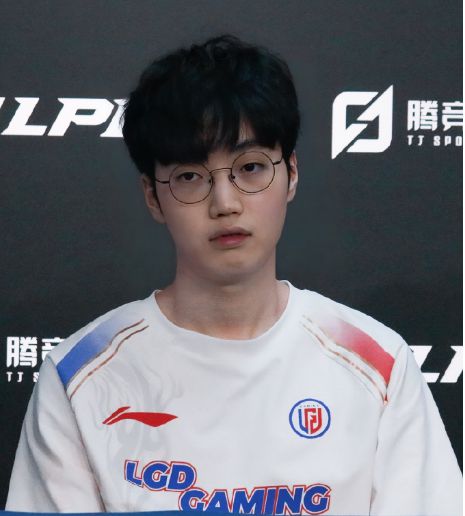 _IG股东开团朱开；LGD旧将效力南美战队被踢：不训练、不学英文_IG股东开团朱开；LGD旧将效力南美战队被踢：不训练、不学英文