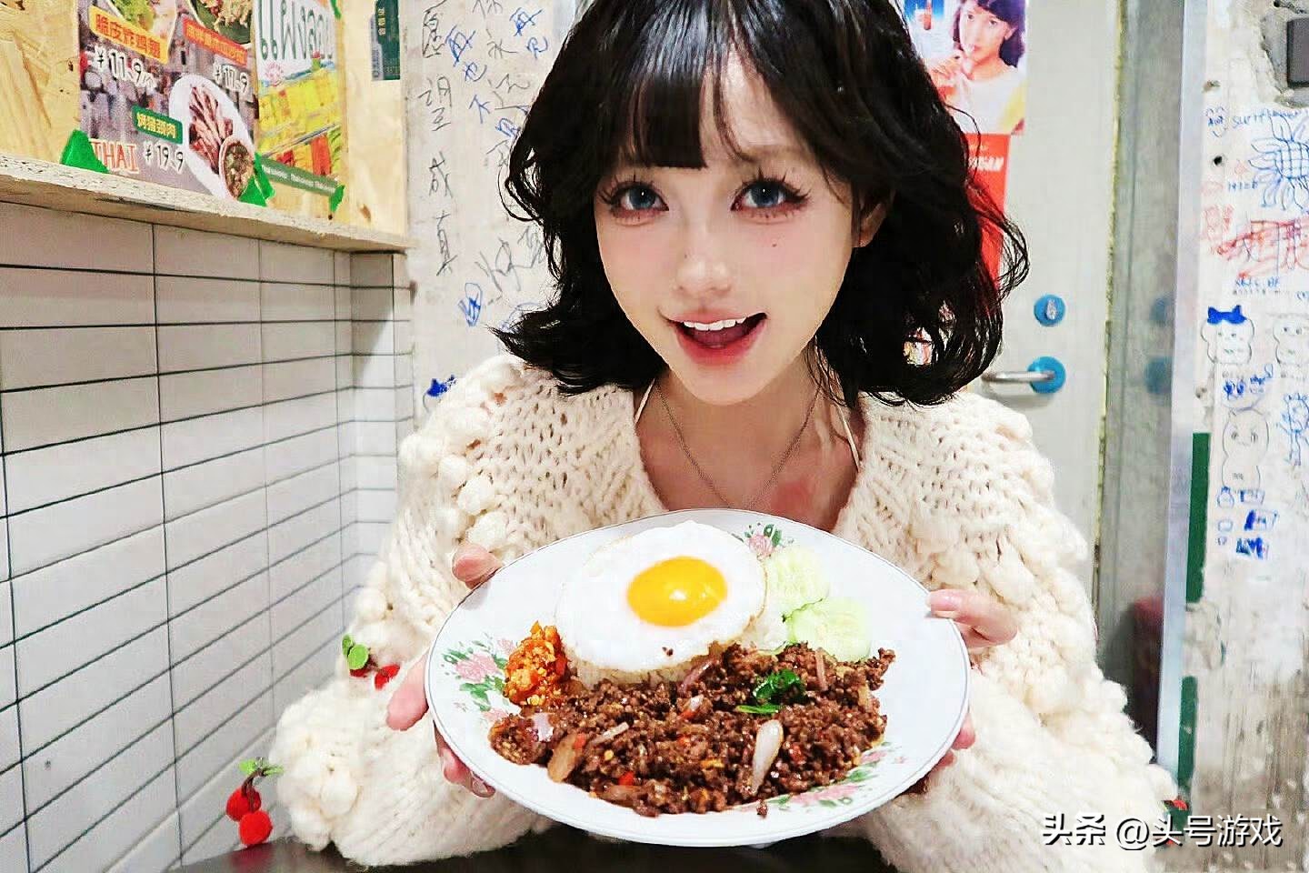舞蹈主播米娜如何靠颜值与身材在激烈竞争中脱颖而出？