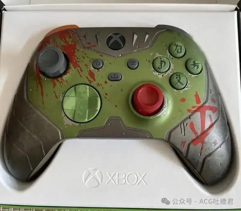 微软联名《毁灭战士：黑暗时代》限定主机外壳和XBOX限定手柄公布__微软联名《毁灭战士：黑暗时代》限定主机外壳和XBOX限定手柄公布