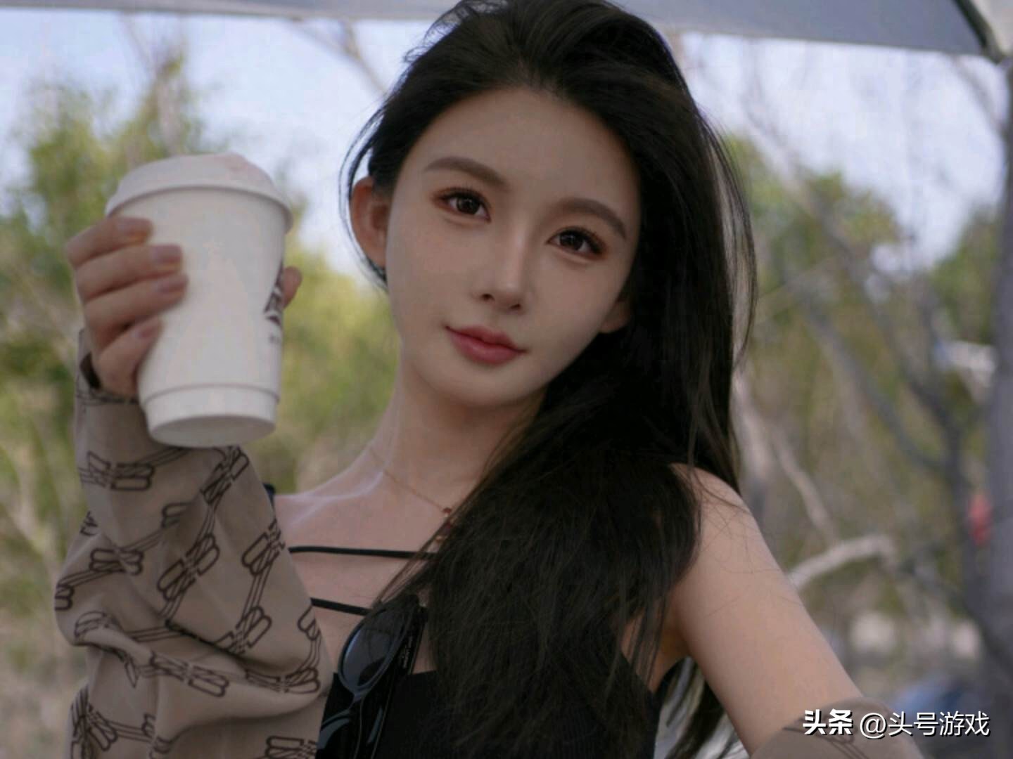 女主播与大哥的离奇故事，背后真相令人难以置信