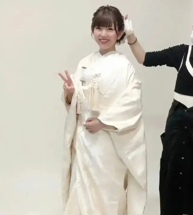 儿子结婚婆婆对儿媳说的话__结婚证照片可以齐刘海吗