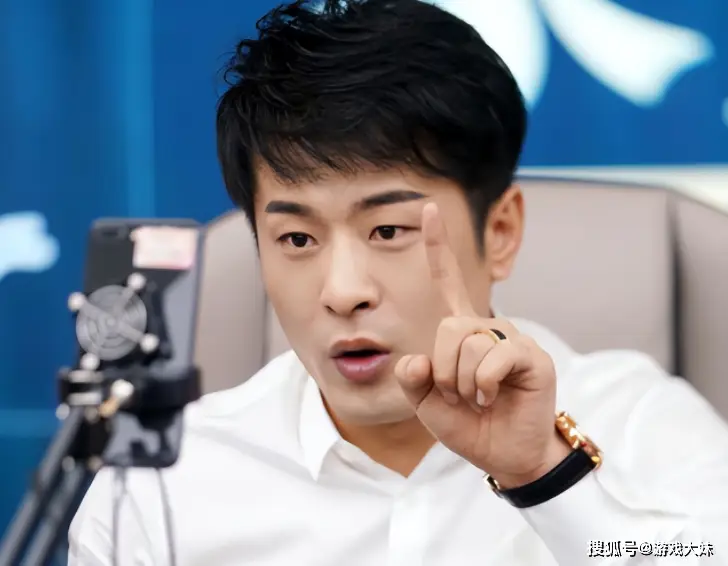 _徒弟直言以后赚退交给直播的钱_主播收徒弟提成多少