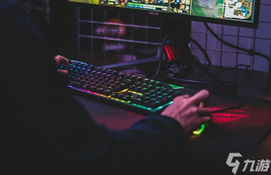 光信最强出装曝光！这套装备真的能一刀秒人吗？
