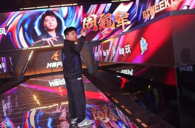 周赛资格赛__周赛11胜