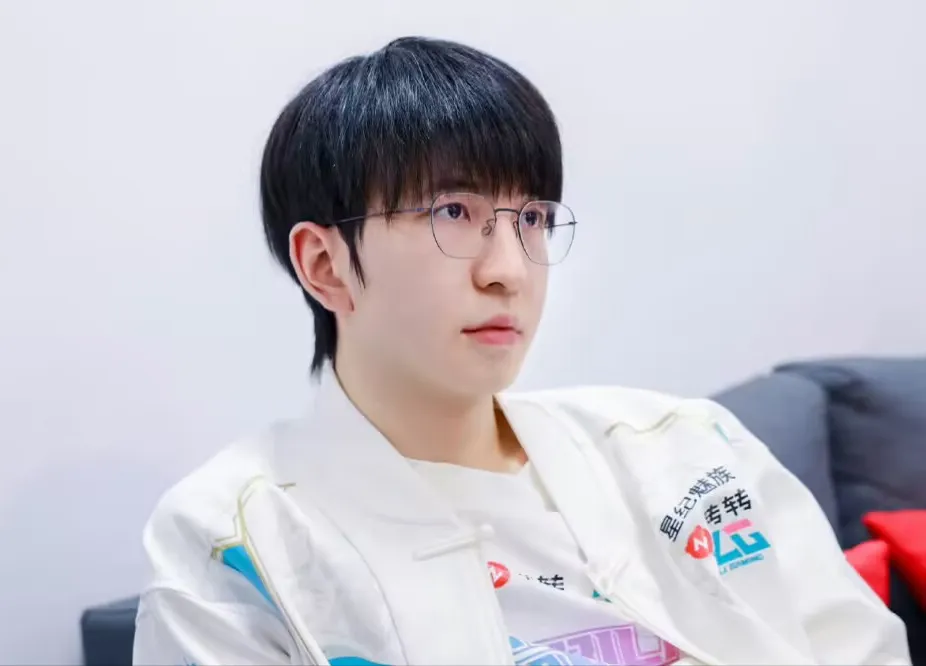 BLG三C集体迷失！最强全华班为何沦落至此？