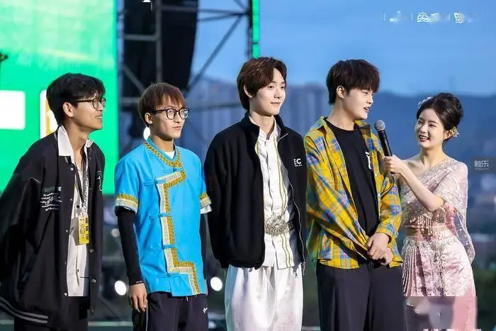 在西双版纳对话《和平精英》团队：6年之后，还想“越打越年轻”__在西双版纳对话《和平精英》团队：6年之后，还想“越打越年轻”