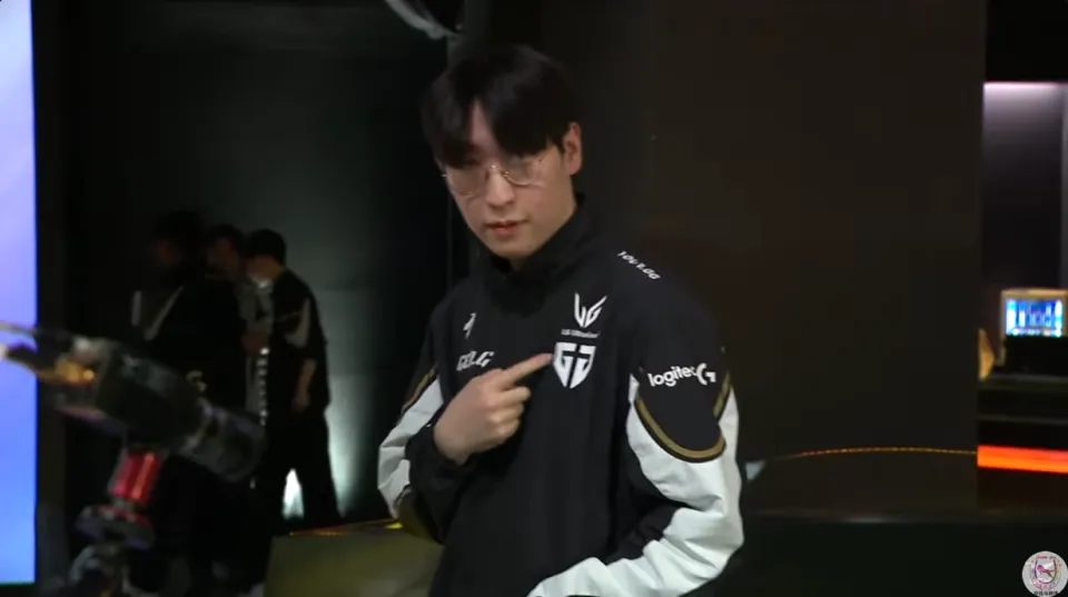 _Chovy连续7场0阵亡！GenG首轮即将达成全胜战绩！_Chovy连续7场0阵亡！GenG首轮即将达成全胜战绩！