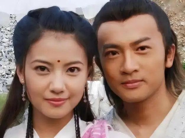 张无忌此生只暗恋过一个人，她却甘愿沦为别人的玩物，说来可笑__张无忌此生只暗恋过一个人，她却甘愿沦为别人的玩物，说来可笑