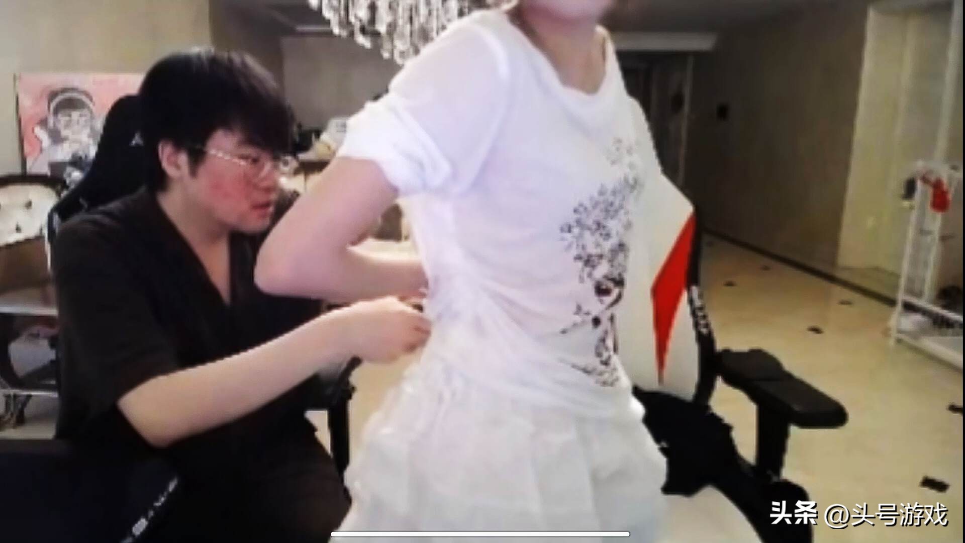 姿态真名叫什么__姿态是谁