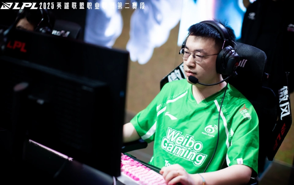 TheShy面对老东家，WBG大战iG！TES冲击五连胜__TheShy面对老东家，WBG大战iG！TES冲击五连胜