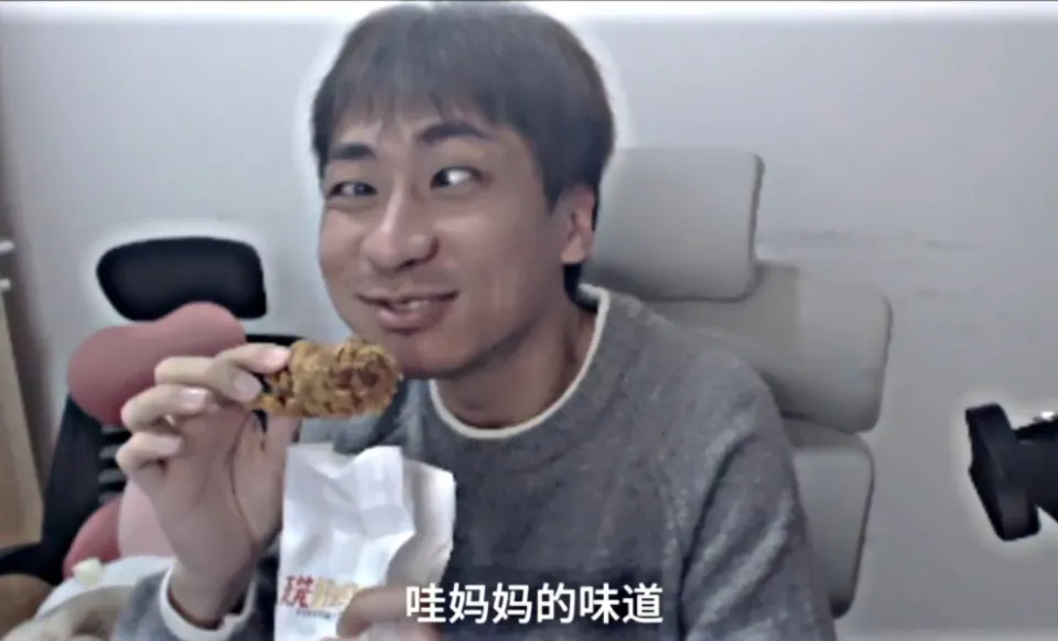 小明人设崩塌，卡里只有500元，把钱都给老婆还被看不起__小明人设崩塌，卡里只有500元，把钱都给老婆还被看不起