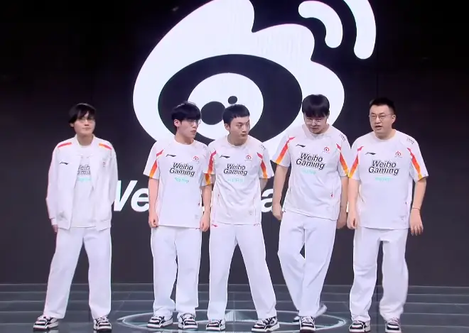 LPL 精彩赛事：IG 变黑科技战队？这比赛看完让人麻了