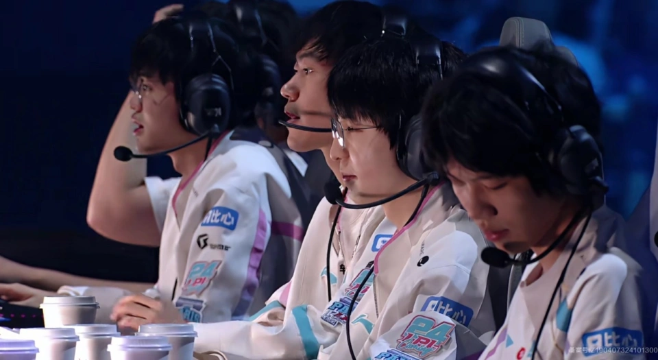 IG全神班热度登顶，成LPL最大功臣！播放量破百万，全联盟只此一家_IG全神班热度登顶，成LPL最大功臣！播放量破百万，全联盟只此一家_