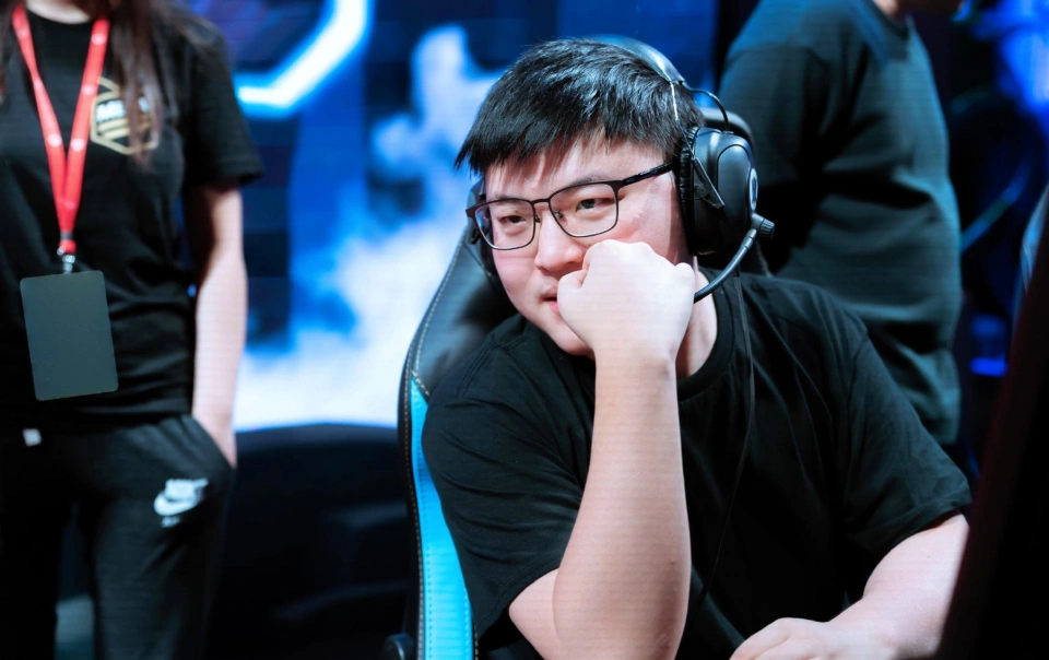 _再见靠缘分什么意思_再见有缘人