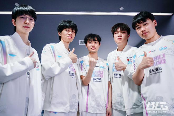 LPL第二赛段登峰组BLG和FPX大战3局！2-1结果背后藏着啥秘密？